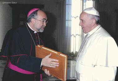 Livro dos Testamentos Catedral Metropolitana, Oviedo Livro dos Testamentos Catedral Metropolitana, Oviedo