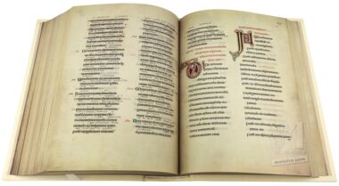 Evangelhos de Lindisfarne The British Library, Londres Evangelhos de Lindisfarne The British Library, Londres