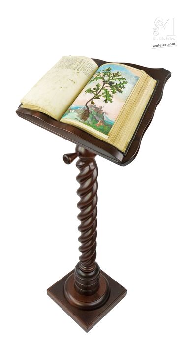 Wood bookstand