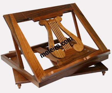 Revolving wood bookrest