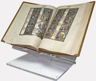 Leggio in plexiglass