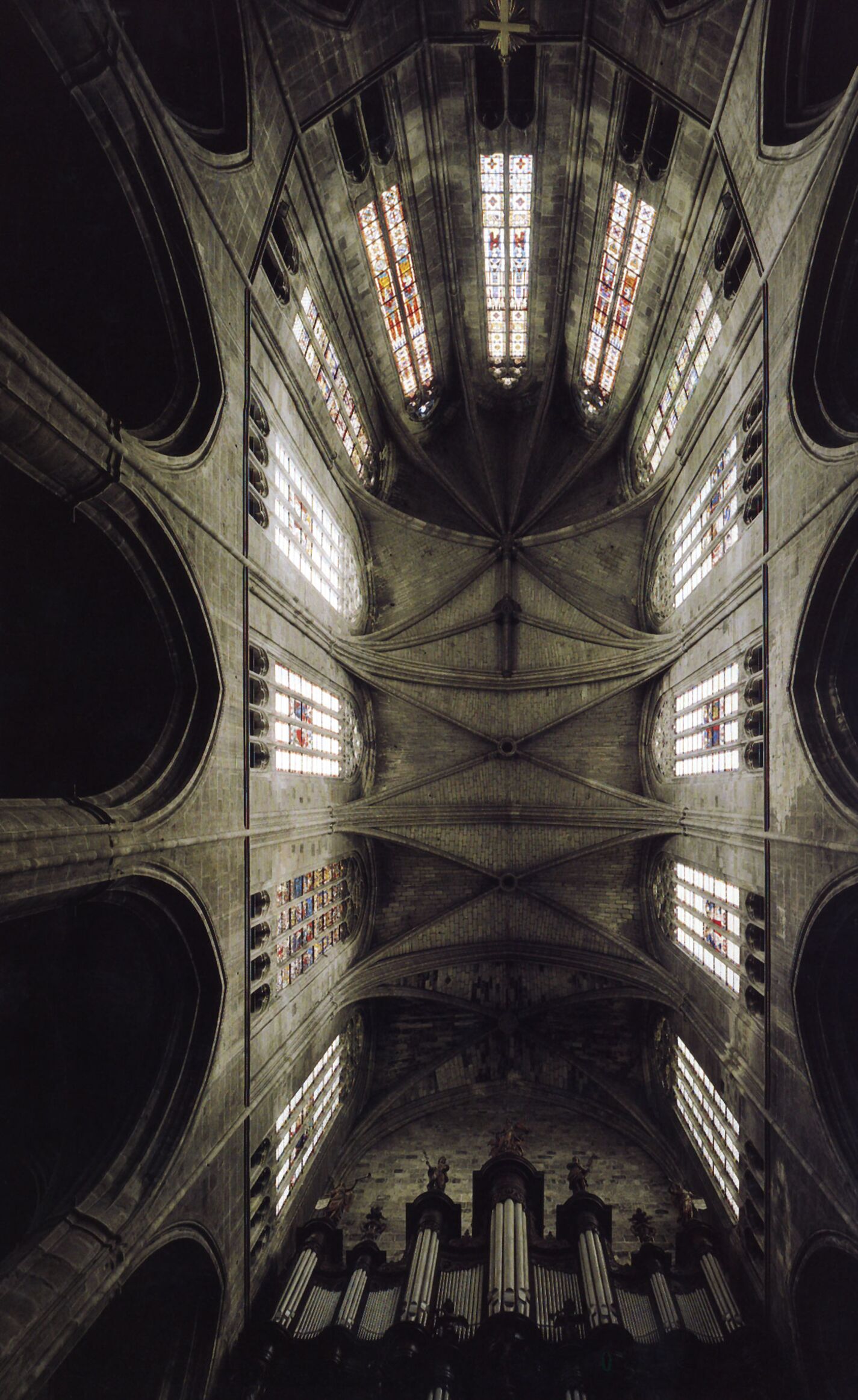 Narbona, Francia, interior de la catedral, bóveda del coro, siglos XIII y XIV